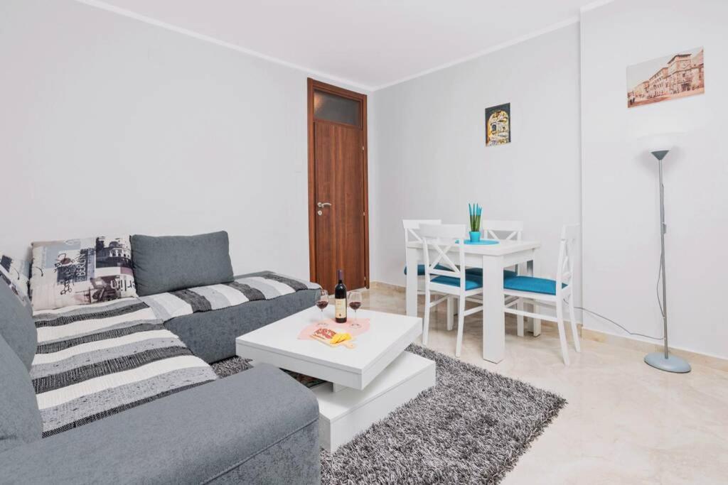 Apartment Milos Kotor Dış mekan fotoğraf